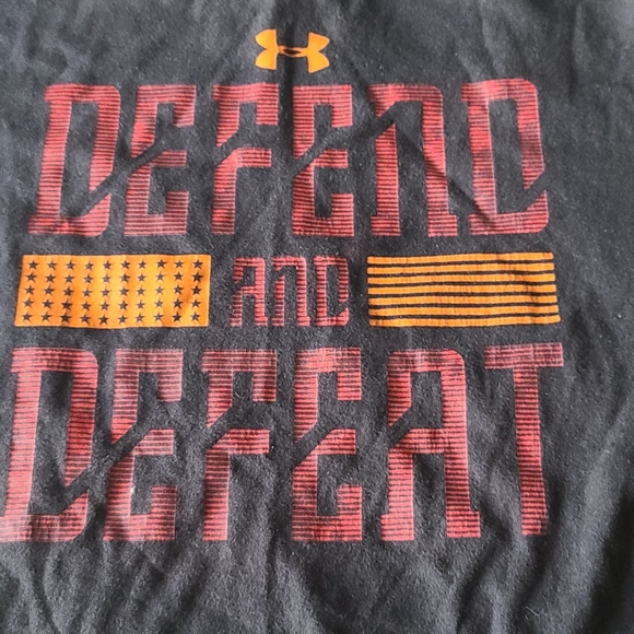 Under Armour tee - Picture 2 of 3